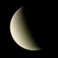 Crescent Venus photographed by Stephane Gonzales in October 2015. Click for full-size image, 15 KB (Photo: Stephane Gonzales)
